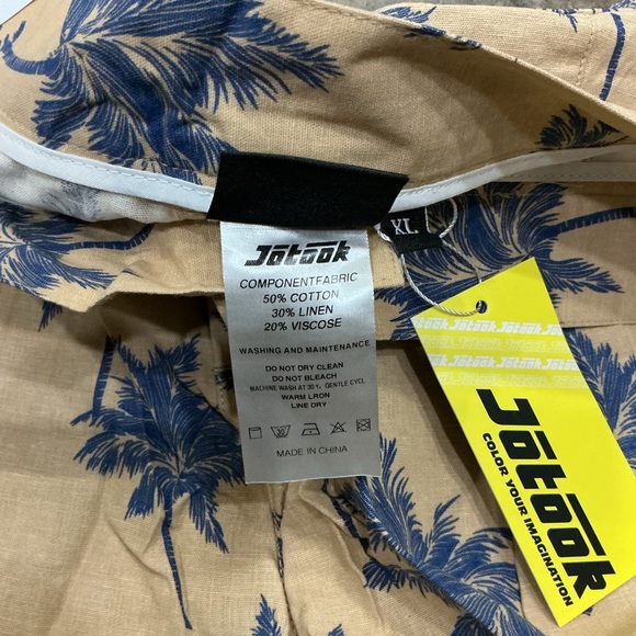 😳BUY 1,GET 2 FREE😳 NWT Beige and Blue Palm Print Shorts - Picture 5 of 5